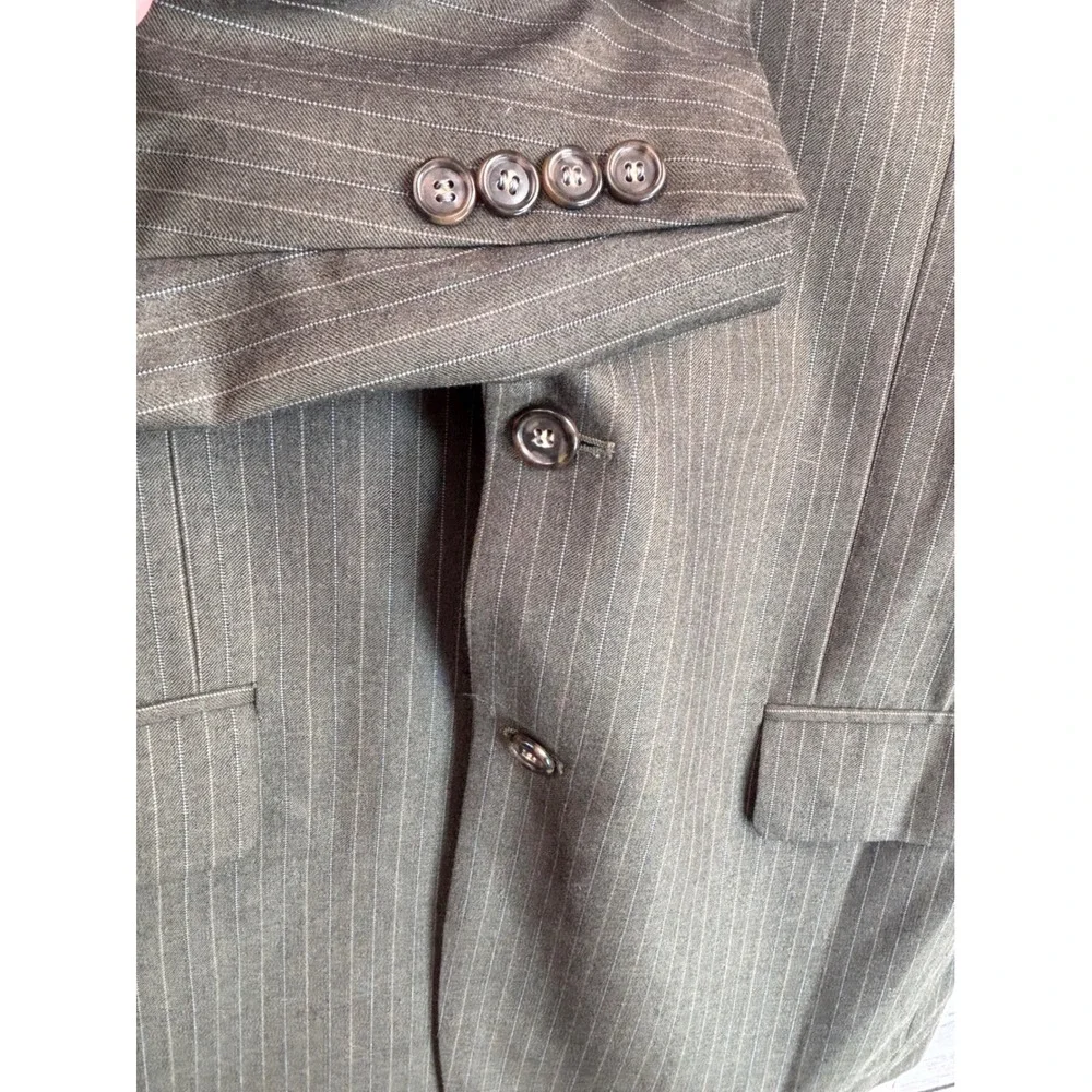 Jos A Bank Mens 44L Grey Pinstripe 100% Wool 2-Button‎ Blazer Sport Coat Jacket